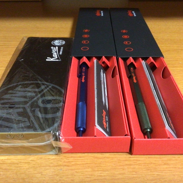 rotring(ロットリング)のカヴェコ スペシャル　ロットリング600青、緑ペンシル「アイリッシュ様専用」 インテリア/住まい/日用品の文房具(ペン/マーカー)の商品写真