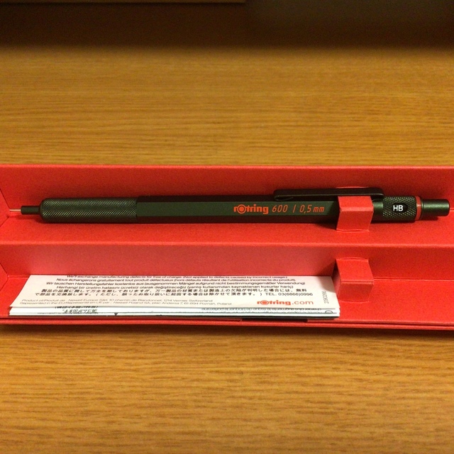 rotring(ロットリング)のカヴェコ スペシャル　ロットリング600青、緑ペンシル「アイリッシュ様専用」 インテリア/住まい/日用品の文房具(ペン/マーカー)の商品写真