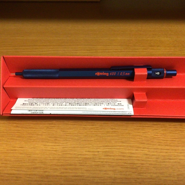 rotring(ロットリング)のカヴェコ スペシャル　ロットリング600青、緑ペンシル「アイリッシュ様専用」 インテリア/住まい/日用品の文房具(ペン/マーカー)の商品写真