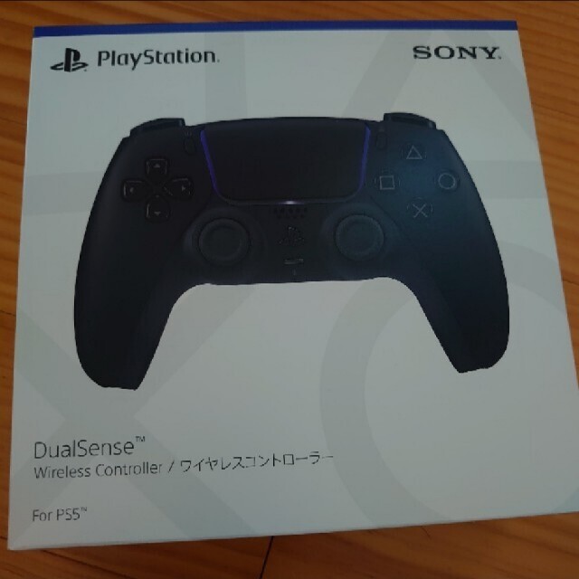 PlayStation(プレイステーション)のPS5本体+ワイヤレスコントローラーセット エンタメ/ホビーのゲームソフト/ゲーム機本体(家庭用ゲーム機本体)の商品写真