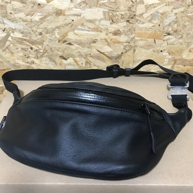 BAGJACK】〈別注〉コブラバックル レザーヒップバッグ - ウエストポーチ