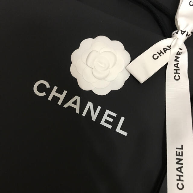 CHANEL(シャネル)のCHANEL❤️カメリアとおリボン付き❤️ブティックショッパー❤️4枚セット レディースのバッグ(ショップ袋)の商品写真