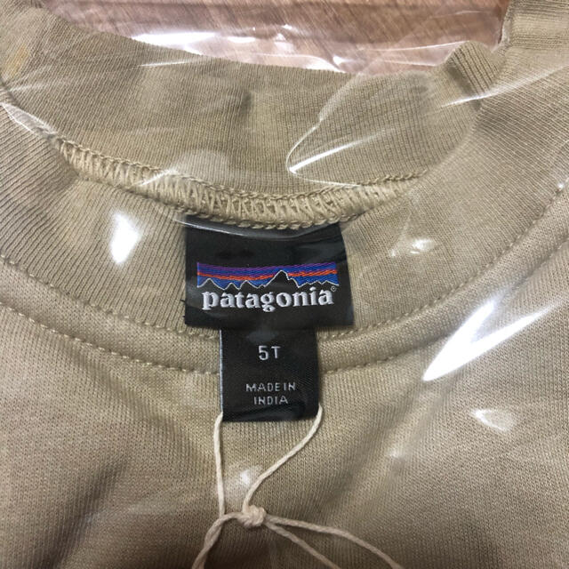 110サイズ【新品】Patagonia ベビー ライトウェイト スウェット5T5歳寸法