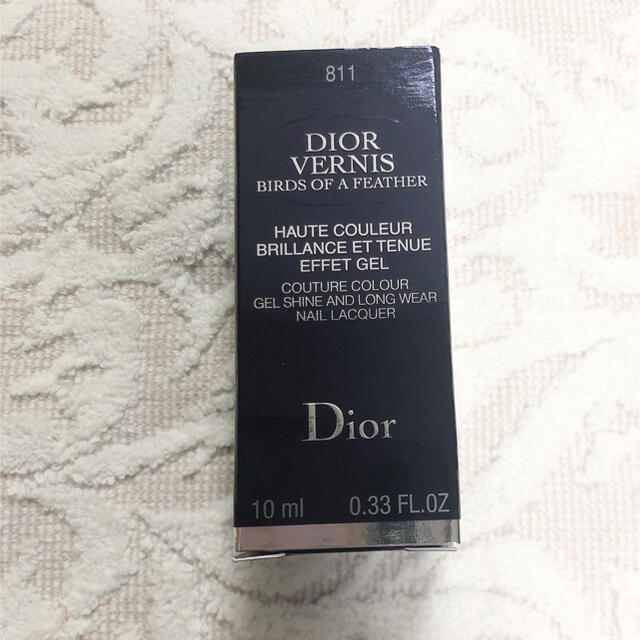 Dior(ディオール)のDior ネイル バーズ オブ ア フェザー　811 限定色 コスメ/美容のネイル(マニキュア)の商品写真