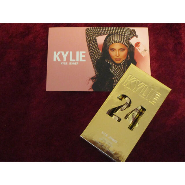 Kylie Cosmetics(カイリーコスメティックス)のKYLIE COSMETICS★LIP SHINE LACQUER SET コスメ/美容のベースメイク/化粧品(口紅)の商品写真