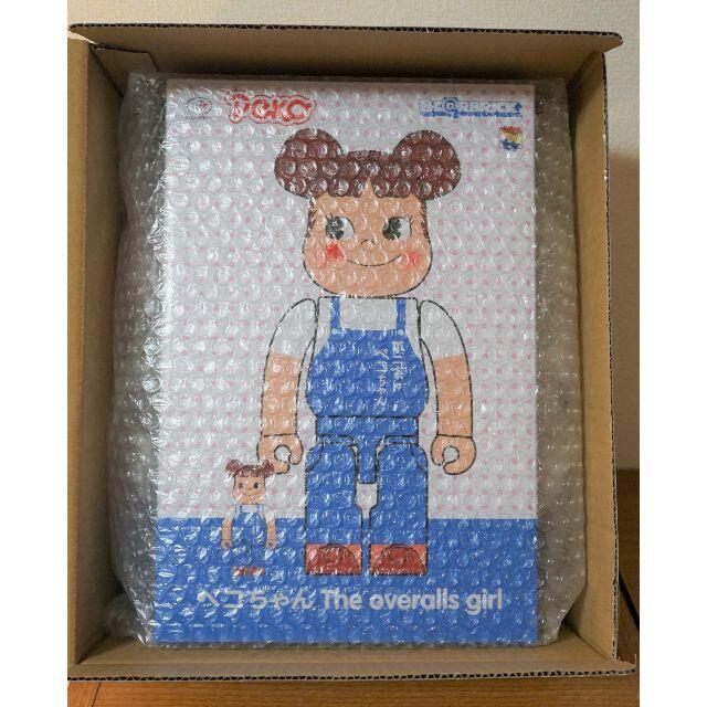 BE@RBRICK ペコちゃんThe overalls girl 100&400 エンタメ/ホビーのフィギュア(その他)の商品写真