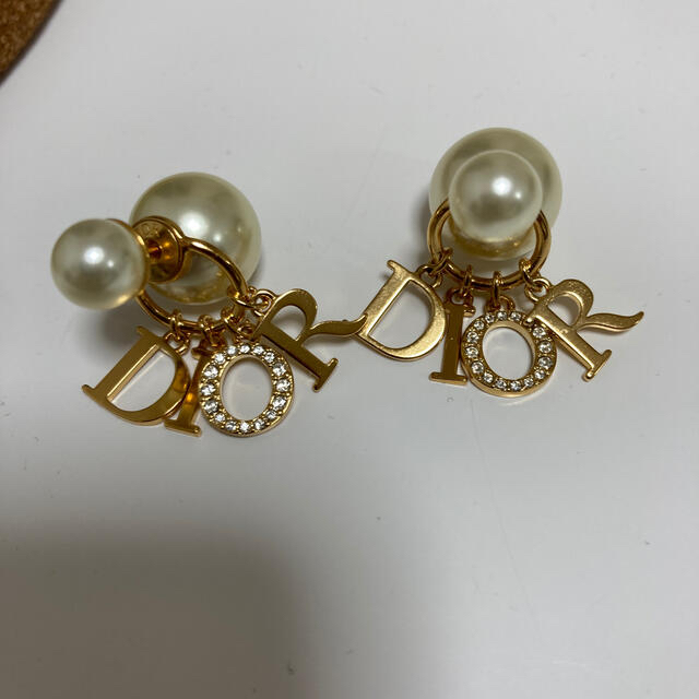 Dior ピアス