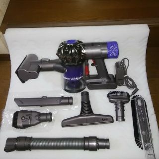 ダイソン(Dyson)のv6 trigger + α　ダイソン ハンディクリーナー(掃除機)