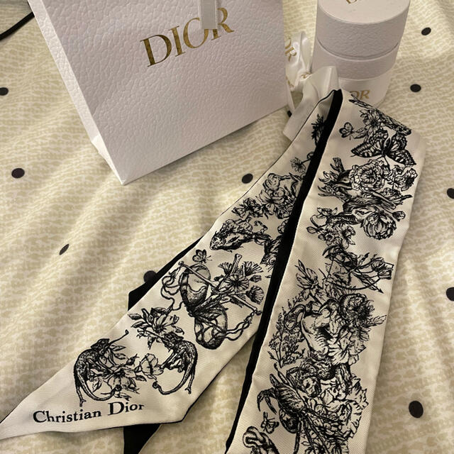 dior スカーフ