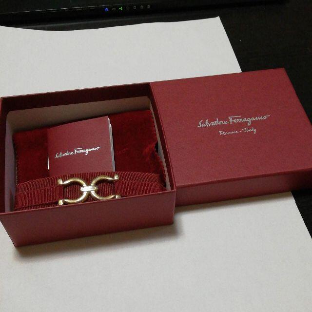 369 Ferragamo フェラガモ バレッタ カチューシャ 赤 新品 www ...