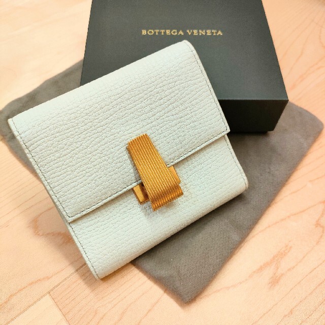 美品 Bottega Veneta - ボッテガヴェネタ ミニウォレット パルメラート ホワイト白 二つ折り 三つ折り 財布