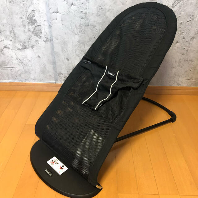 BABYBJORN(ベビービョルン)の【美品】BABYBJORN ベビービョルン バウンサー ソフトメッシュ ブラック キッズ/ベビー/マタニティの寝具/家具(その他)の商品写真