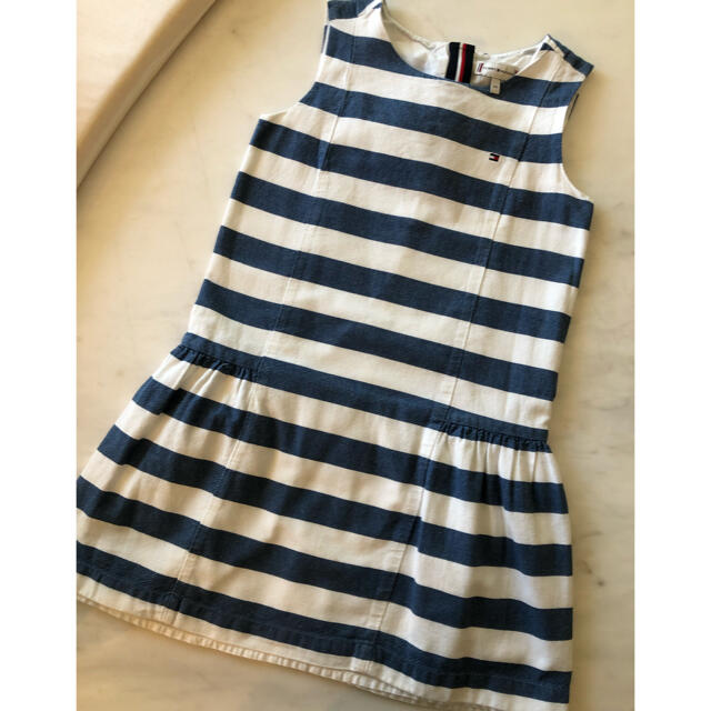 TOMMY HILFIGER(トミーヒルフィガー)のTommy HILFIGER ワンピース【110㎝】 キッズ/ベビー/マタニティのキッズ服女の子用(90cm~)(ワンピース)の商品写真