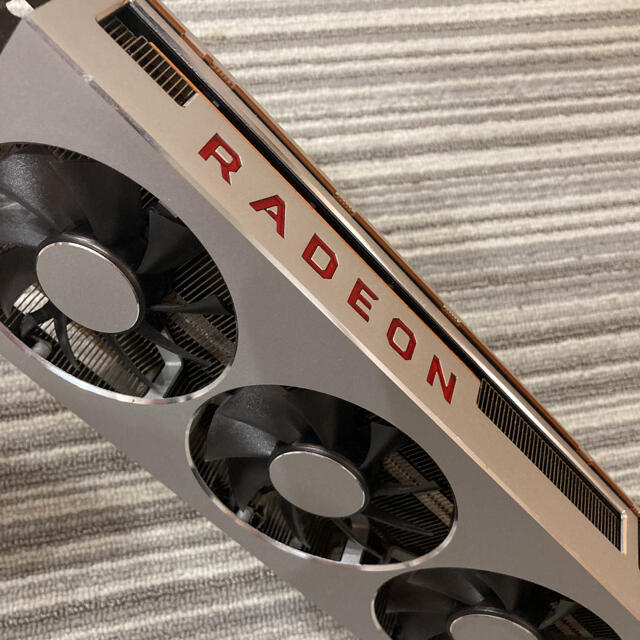AMD Radeon VII 正常動作品
