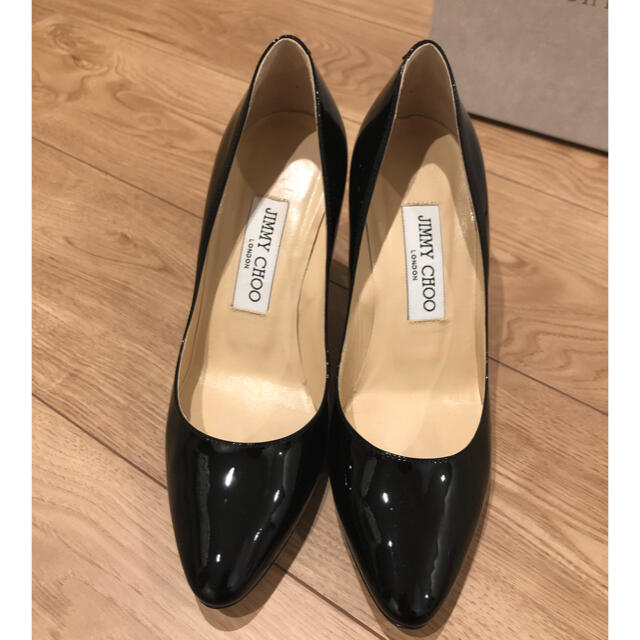 JIMMY CHOO(ジミーチュウ)のJIMMY CHOO☆ジミーチュウ パテントヒール レディースの靴/シューズ(ハイヒール/パンプス)の商品写真