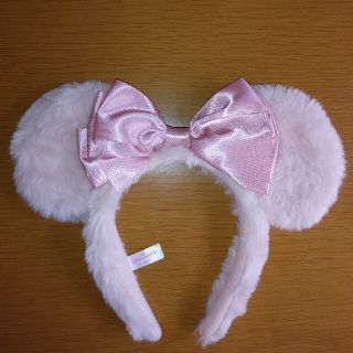 ディズニー(Disney)の現在専用商品です!! ディズニーカチューシャ ミニーちゃんレア ボア耳ピンク(その他)