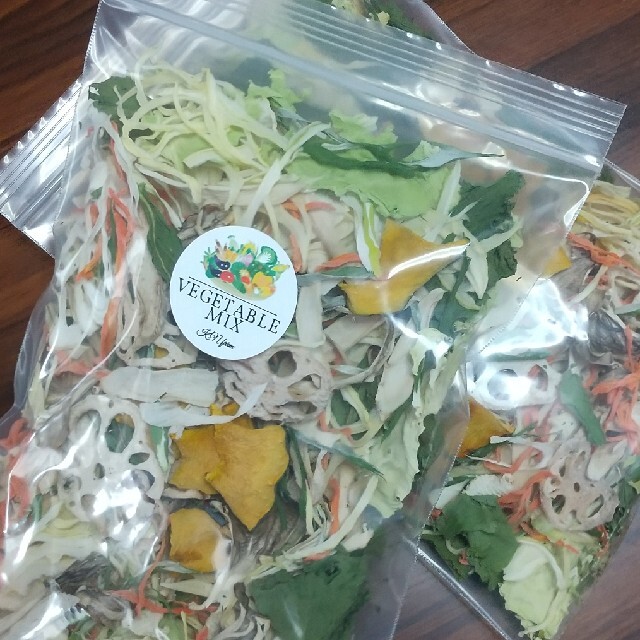 新鮮野菜 10種類の乾燥野菜おまかせMIX 50g×2袋 簡単お手軽超便利 食品/飲料/酒の食品(野菜)の商品写真