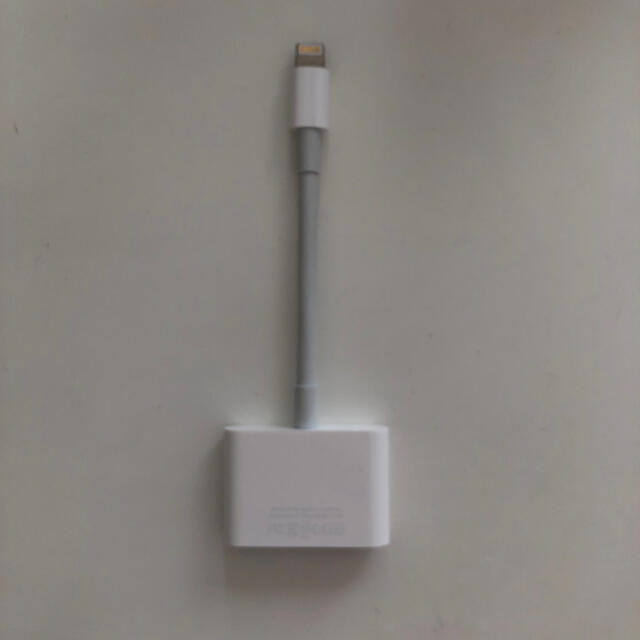 Apple(アップル)のApple Lightning - Digital AVアダプタ スマホ/家電/カメラのテレビ/映像機器(映像用ケーブル)の商品写真
