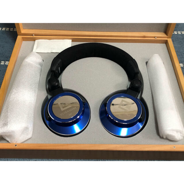 新規購入 ultrasone tribute7 ヘッドフォン/イヤフォン 新規購入 ultrasone tribute7 ヘッドフォン/イヤフォン