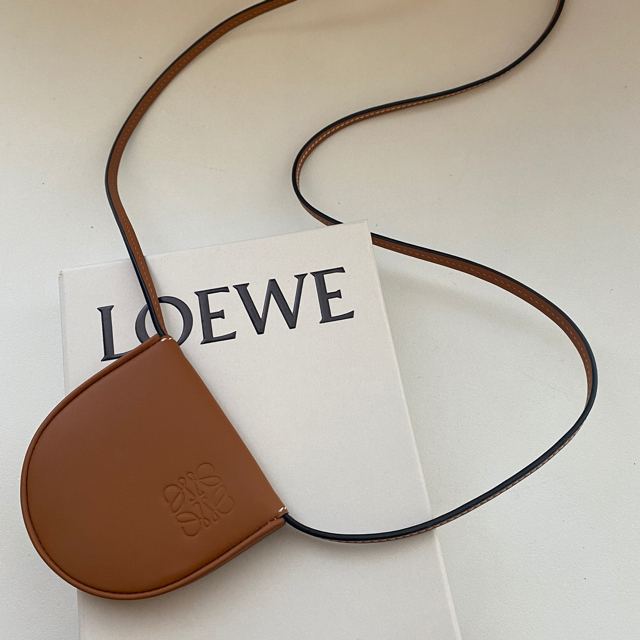 売り切り！美品LOEWEロエベヒールミニポーチ茶色コインケース