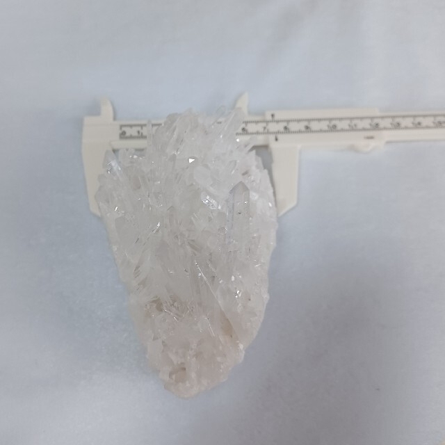 水晶クラスター　天然石　パワーストーン インテリア/住まい/日用品のインテリア小物(置物)の商品写真