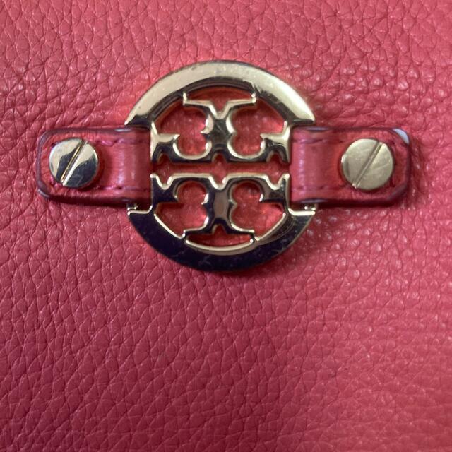 Tory Burch(トリーバーチ)のトリーバーチ　ロゴ コインケース レザーキーリング付き レディースのファッション小物(コインケース)の商品写真