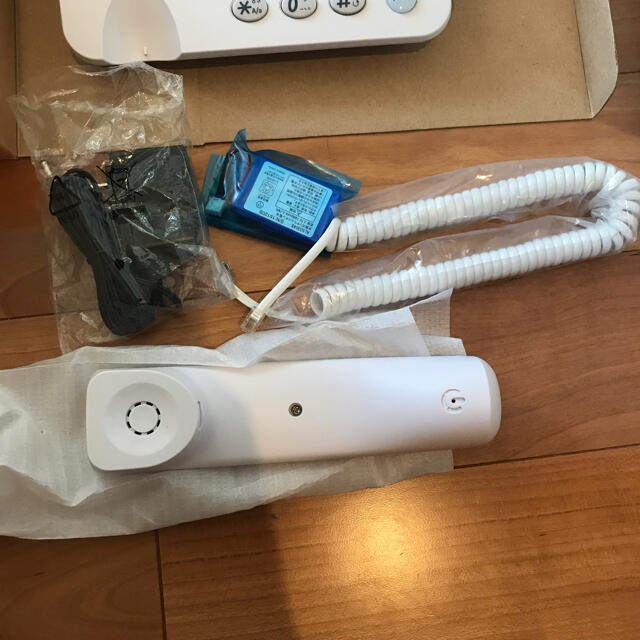 エイビットABiT SIMフリー持ち運べる固定電話機『ホムテル3G』 エイビットABiT SIMフリー持ち運べる固定電話機『ホムテル3G』