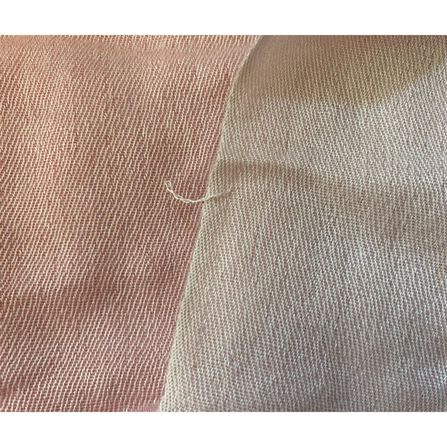 ANNE KLEIN(アンクライン)のピンクグラデーション　ストール レディースのファッション小物(ストール/パシュミナ)の商品写真