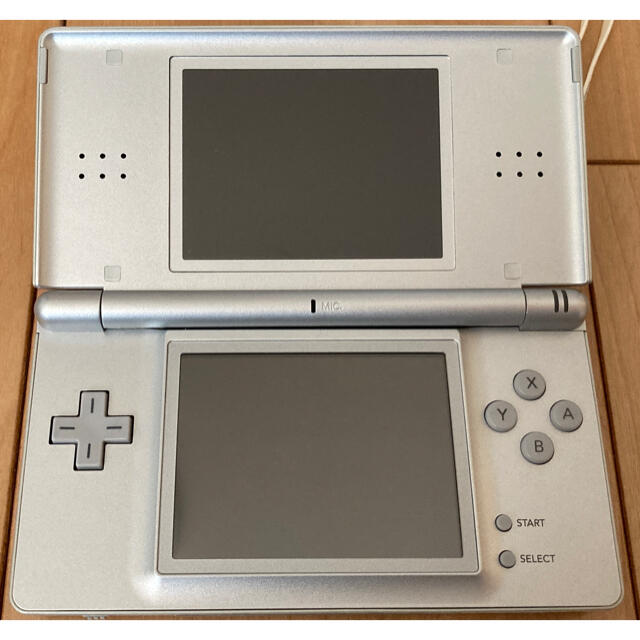 ☆お値下げしました☆ニンテンドーDS Lite グロスシルバー