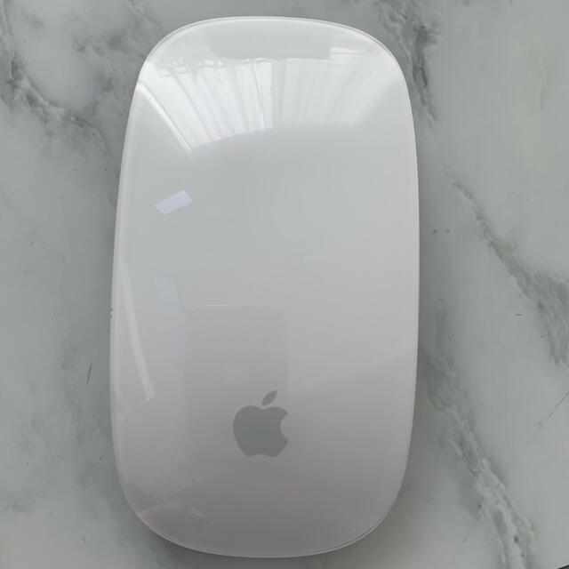 Apple(アップル)のApple magic mouse A1296 スマホ/家電/カメラのPC/タブレット(PC周辺機器)の商品写真