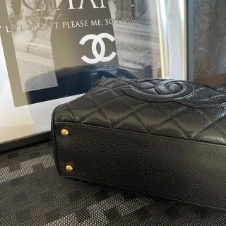 在庫限り即納 and…amour♡様専用CHANEL キャビアスキン ミニボストン