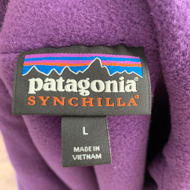 patagonia(パタゴニア)の専用　パタゴニア ウィメンズ・シェルド・シンチラ・ジャケット レディースのジャケット/アウター(ブルゾン)の商品写真