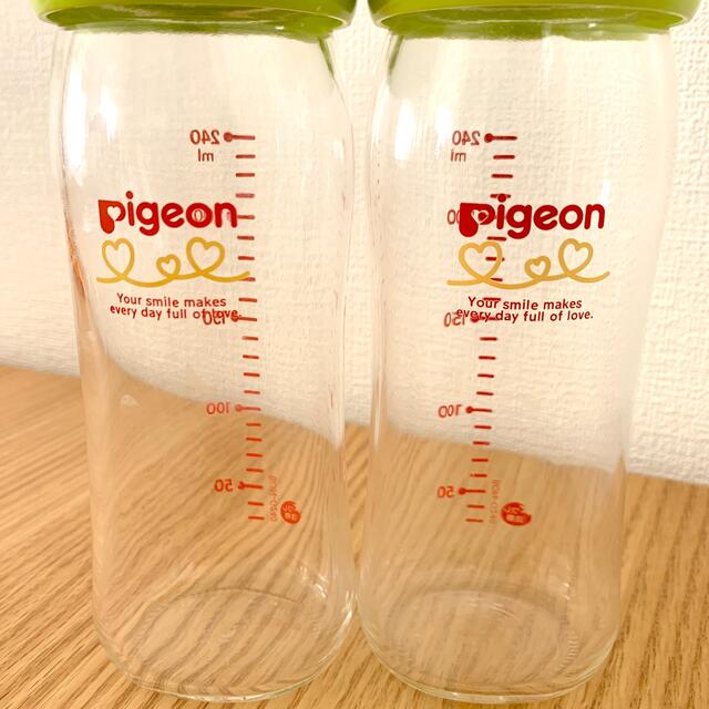 Pigeon(ピジョン)のピジョン　哺乳瓶　4本セット　ガラス キッズ/ベビー/マタニティの授乳/お食事用品(哺乳ビン)の商品写真