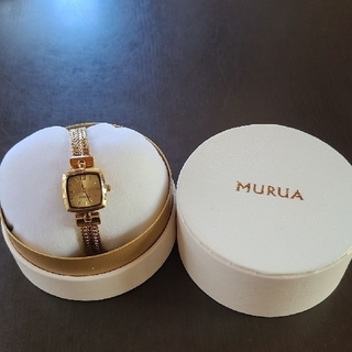 ムルーア(MURUA)の週末限定価格　新品未使用　ムルーア　MURUA　時計　イエローゴールド(腕時計)
