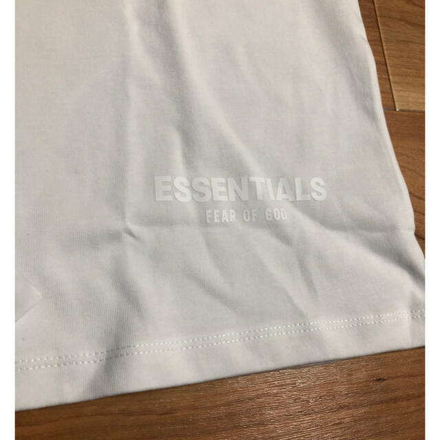 FEAR OF GOD(フィアオブゴッド)のFOG Essentials エッセンシャルズ T-シャツ メンズのトップス(Tシャツ/カットソー(半袖/袖なし))の商品写真