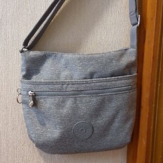 キプリング(kipling)のキプリング ARTO クールデニム ショルダーバッグ(ショルダーバッグ)