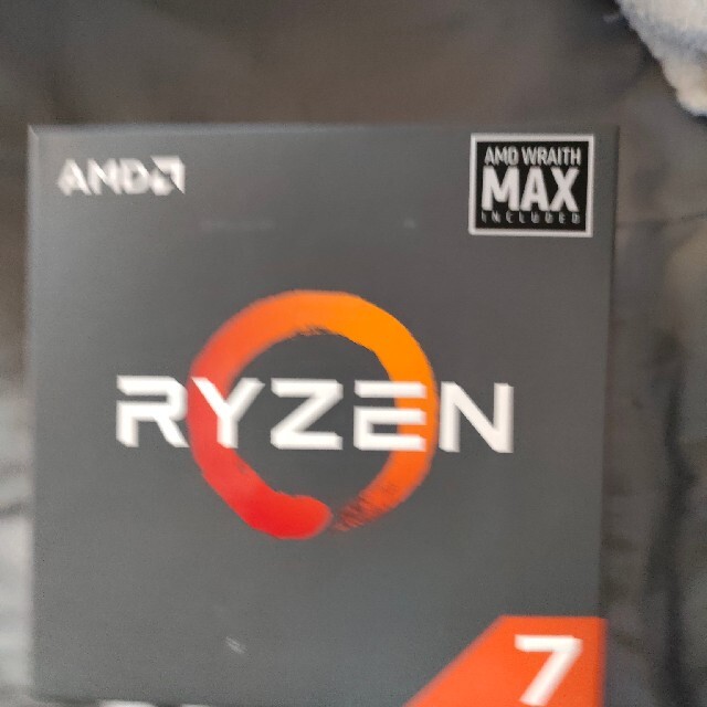 新品未開封　Ryzen 7 2700 BOX