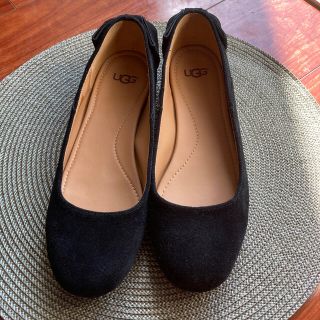 UGG 新品　フラットシューズ