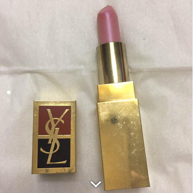 Yves Saint Laurent Beaute(イヴサンローランボーテ)のイヴ・サンローラン  口紅  19番  未使用 コスメ/美容のベースメイク/化粧品(口紅)の商品写真