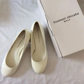 ツモリチサト(TSUMORI CHISATO)の最終値下げ　24cm ツモリチサトウォーク 白 パンプス 低めヒール(ハイヒール/パンプス)