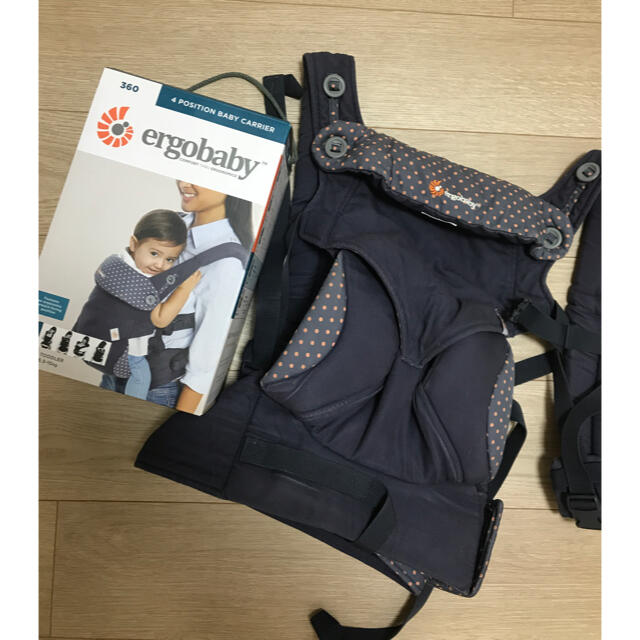 Ergobaby(エルゴベビー)のergobaby 抱っこ紐 キッズ/ベビー/マタニティの外出/移動用品(抱っこひも/おんぶひも)の商品写真