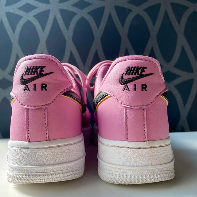 NIKE(ナイキ)のNIKE  ナイキ　AIR FORCE 1  エアフォース スニーカー レディースの靴/シューズ(スニーカー)の商品写真