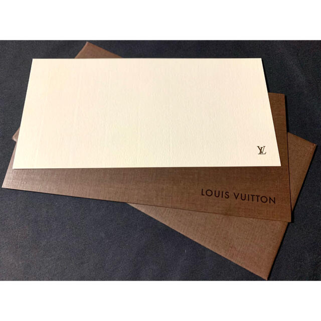 LOUIS VUITTON(ルイヴィトン)のLouis Vuitton レターカード レディースのトップス(シャツ/ブラウス(長袖/七分))の商品写真