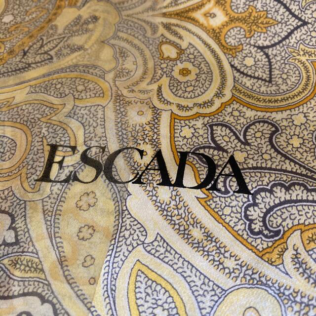 未使用　ESCADA 大判　スカーフ 4