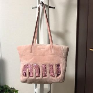 miumiu  ファーバッグ トートバッグ  ミュウミュウ ピンク　ハンドバッグ