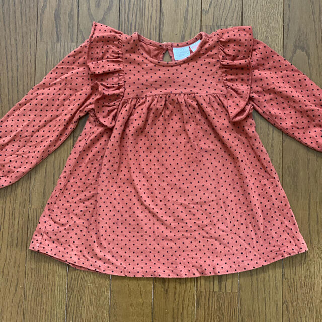 ZARA KIDS(ザラキッズ)のZARA girl ドット柄ワンピース　テラコッタ12-18month（86㎝） キッズ/ベビー/マタニティのベビー服(~85cm)(ワンピース)の商品写真