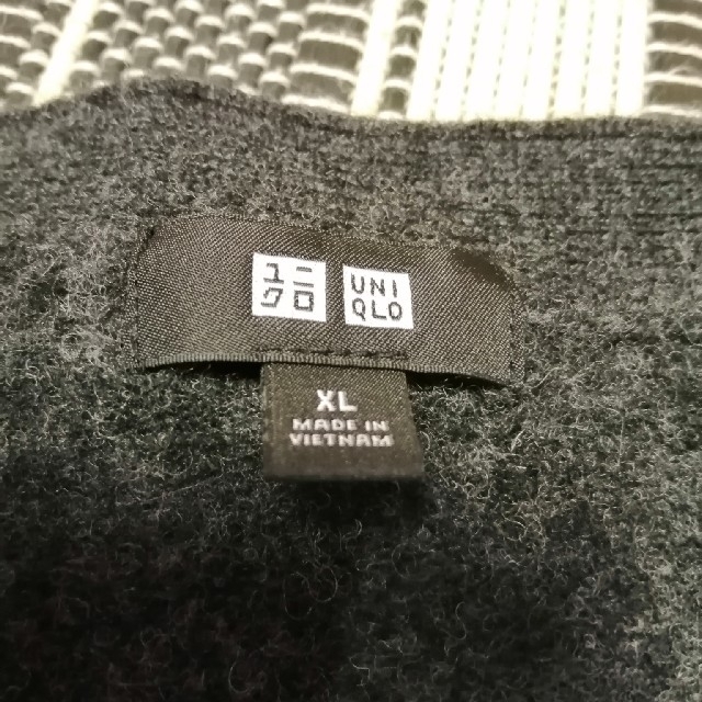 UNIQLO(ユニクロ)のUNIQLO　メンズカーディガン　ダークグレー メンズのトップス(カーディガン)の商品写真