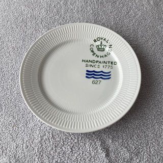 ロイヤルコペンハーゲン(ROYAL COPENHAGEN)のロイヤルコペンハーゲン　大皿　27センチ(食器)