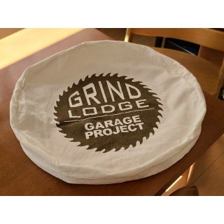 グラインドロッヂ　スリーピングバッグ　GRINDLODGE　b.s.k.k(寝袋/寝具)