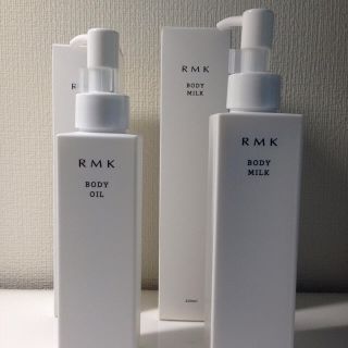 アールエムケー(RMK)のRMK ボディミルク＆ボディオイル＆ボディローラーセット(ボディローション/ミルク)